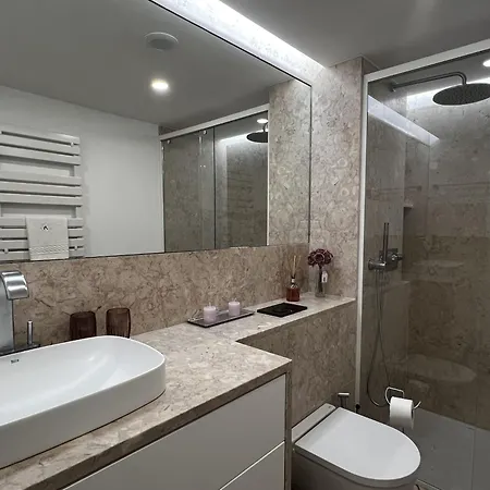 Atrium, Luxury With Sea View And Pool Apartment
