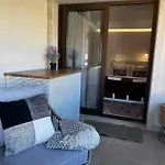 Flh Atrium Luxury With Sea View And Pool Apartmán